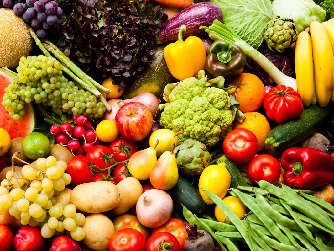 raccolta frutta e verdura-veneto-qnd-servizi-personale-specializzato Raccolta stagionale frutta e verdura a Verona: QND Multiservizi al tuo fianco</p>
<p>QND Multiservizi supporta le aziende agricole di Verona e del Veneto con un servizio efficiente e puntuale di raccolta stagionale di frutta e verdura. La nostra forza risiede nell’organizzazione attenta e nella qualità della manodopera, selezionata con criteri rigorosi per garantire affidabilità e rendimento nei campi.</p>
<p>Siamo in grado di intervenire in tutte le fasi della raccolta, dai primi raccolti estivi ai picchi autunnali, assicurando continuità, precisione e rispetto dei tempi agronomici. Operiamo con flessibilità e ci adattiamo rapidamente ai cambiamenti climatici e alle esigenze dell’azienda agricola.<br />
Affidarsi a QND Multiservizi significa poter contare su un team competente, che lavora con cura per valorizzare ogni singolo prodotto raccolto.